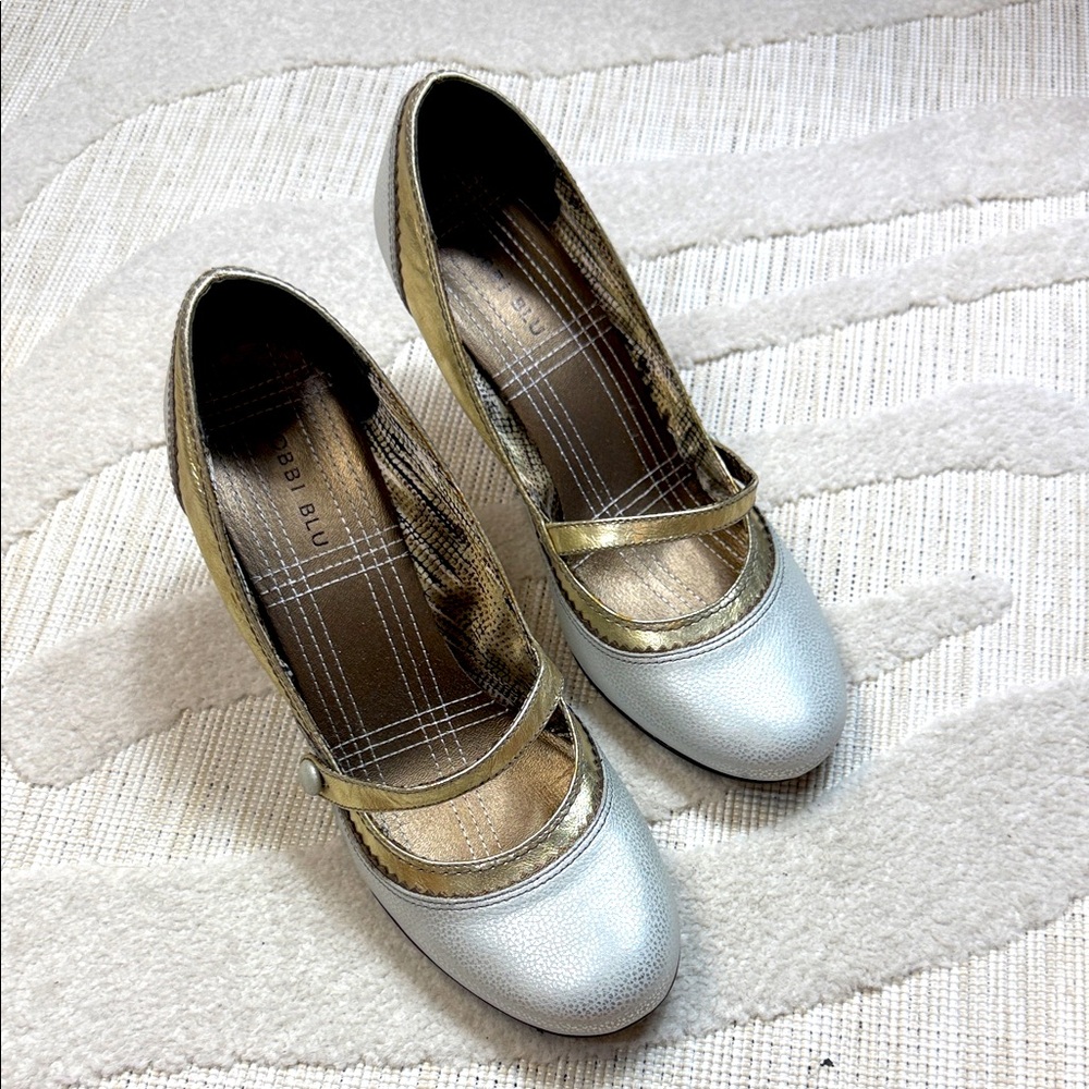 Elegant Silver and Gold Mary Jane Heels